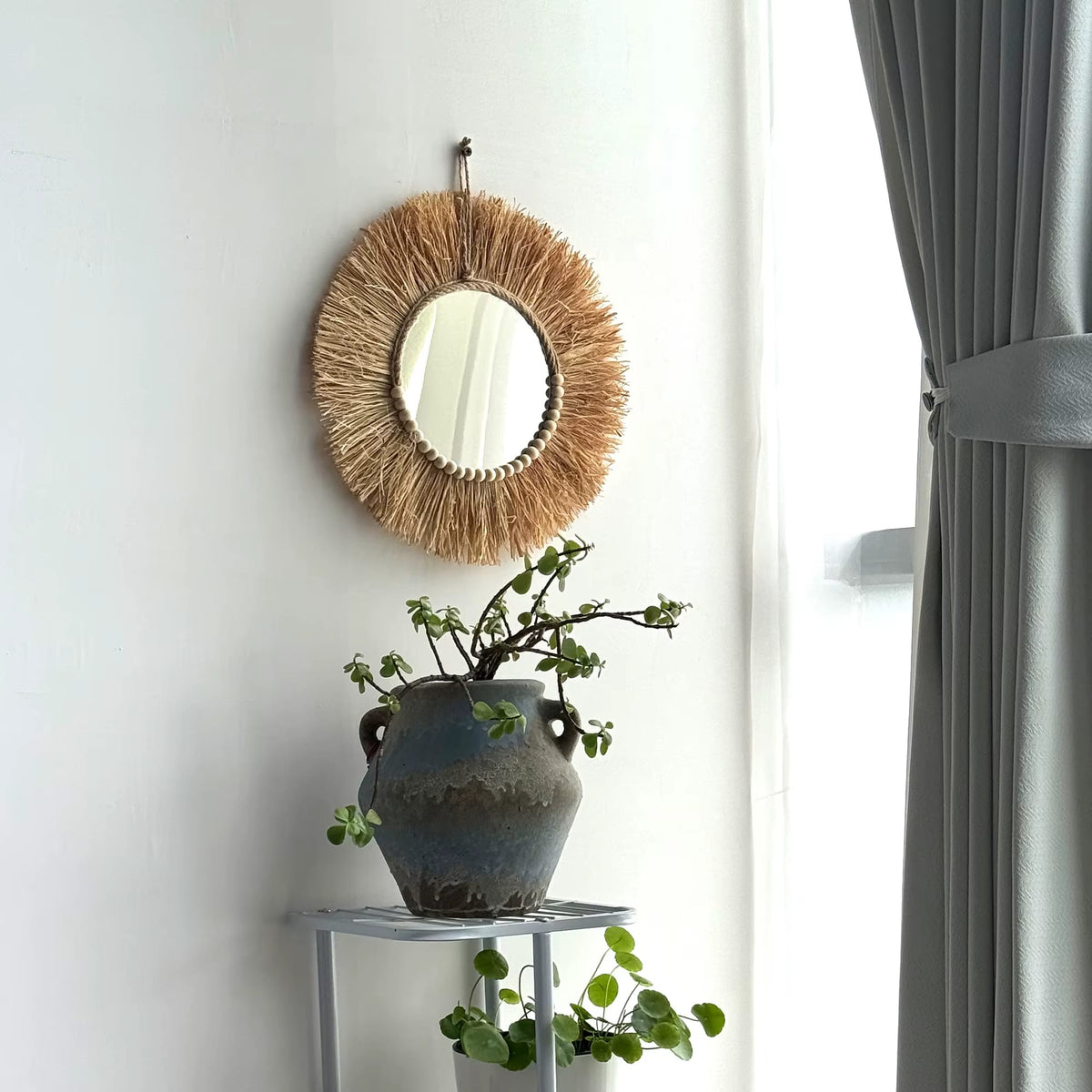Round Shape, Light and Volume