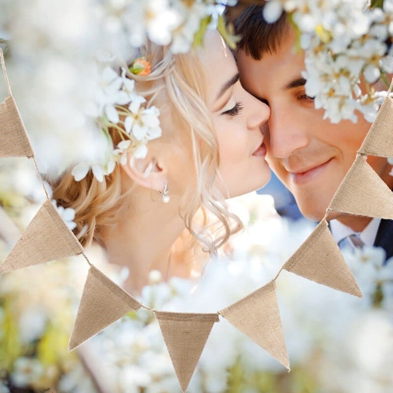 Set of a linen pennant banner and a string of woven rattan heart lights