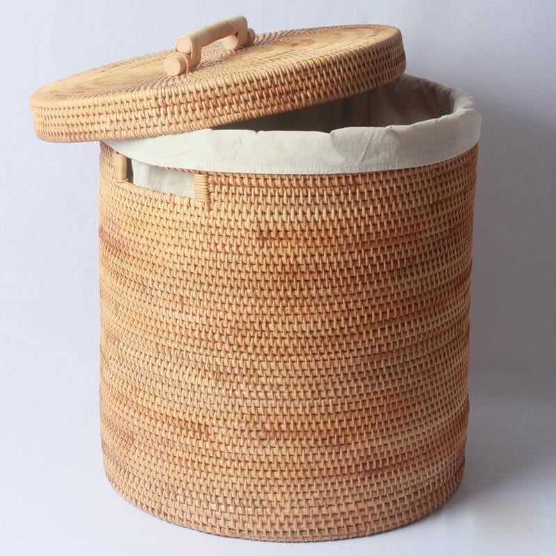 Honey rattan laundry hamper with lid and liner