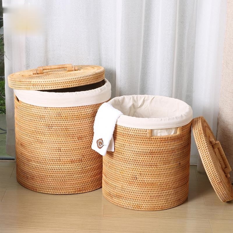 Honey rattan laundry hamper with lid and liner