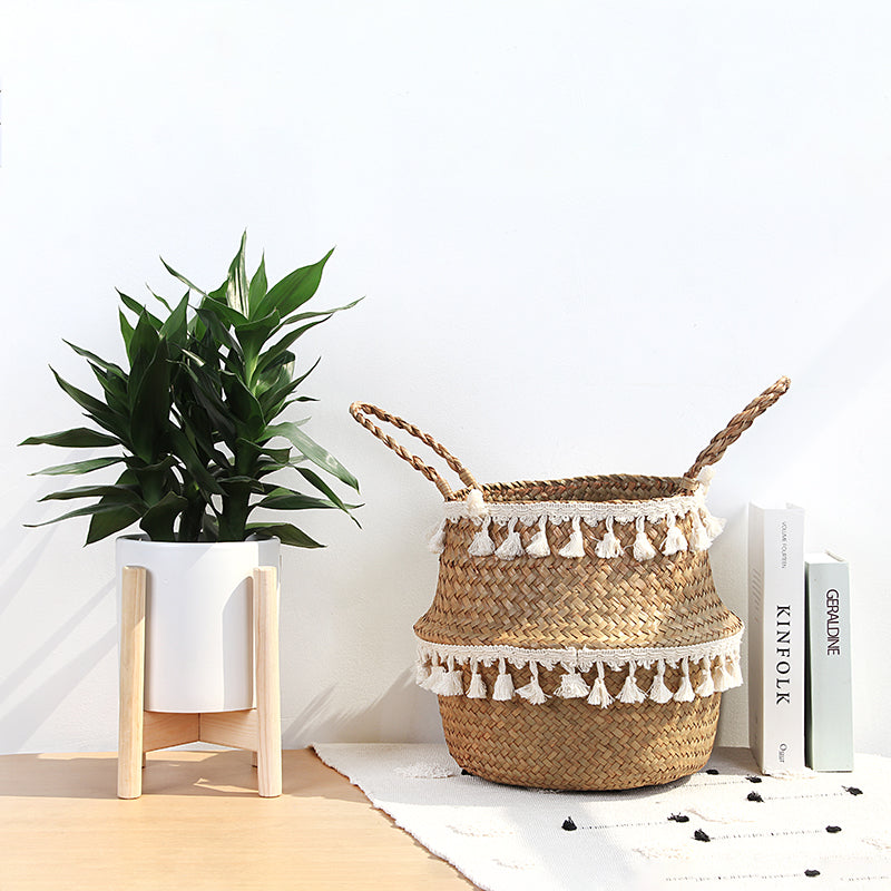 Hand woven natural fiber planter with an openwork lace pattern