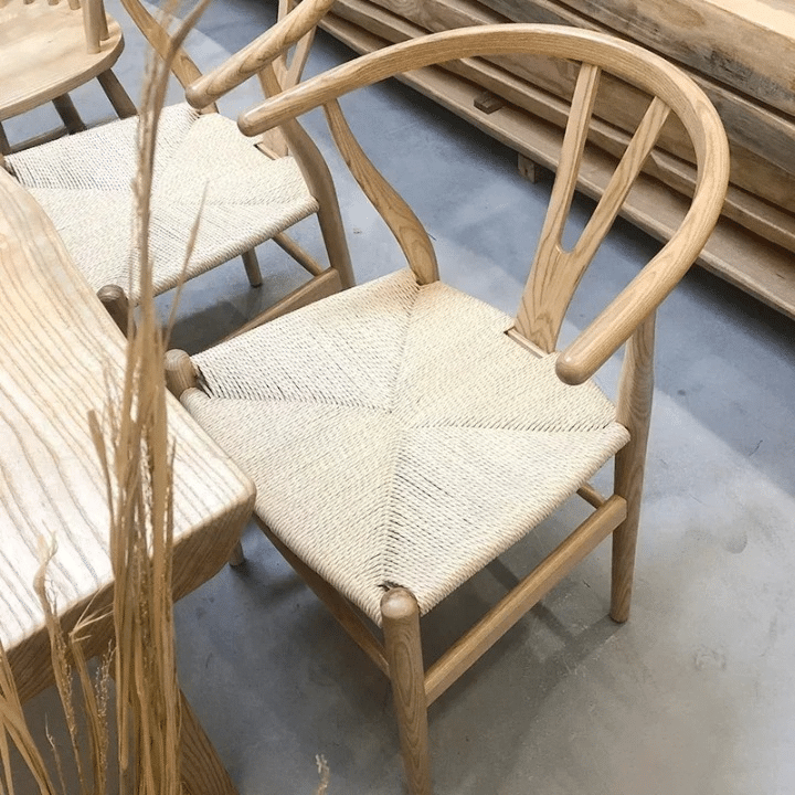 A Piece That Crosses Styles