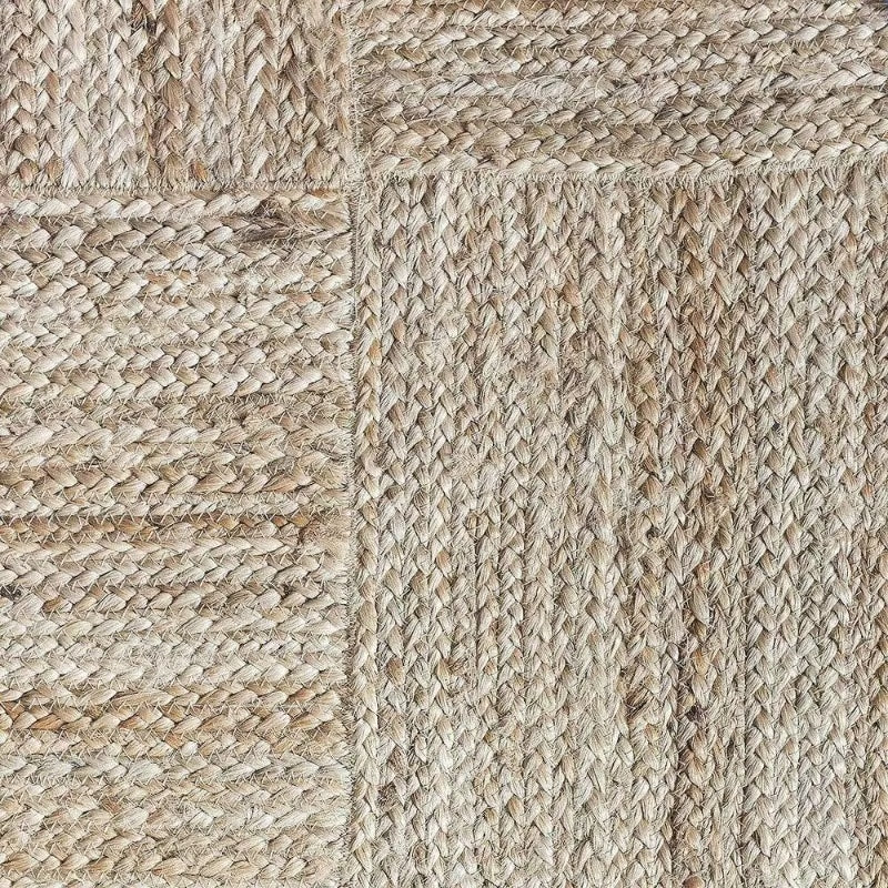 Jute rug with an alternating parquet pattern