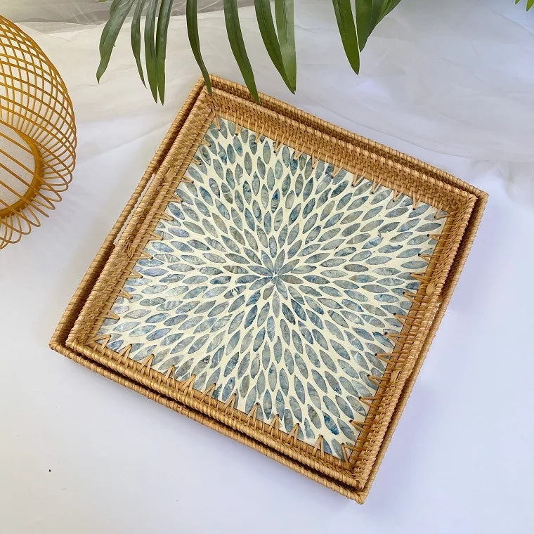 A Tray That Dresses Your Home