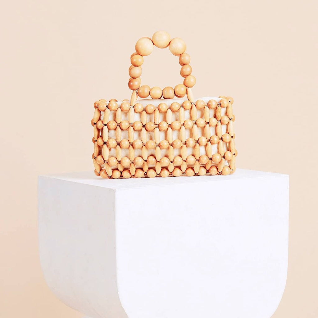 Retro structured bag with a varnished wooden frame and woven rattan body