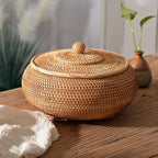Round honey rattan basket with fitted lid
