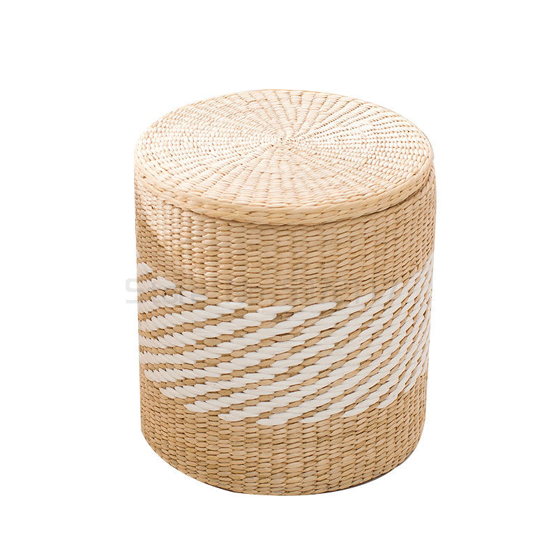 A Weave That Structures the Space