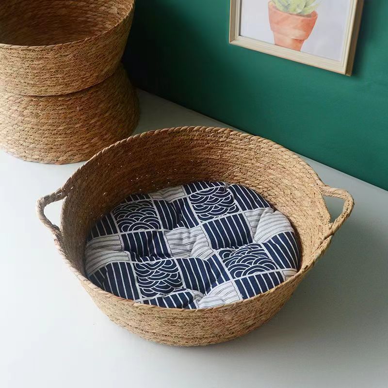 A Woven Refuge for Your Dog
