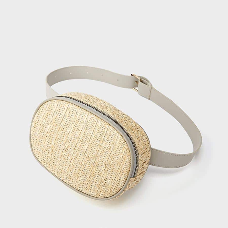 Round woven straw belt bag with an adjustable strap in four colors