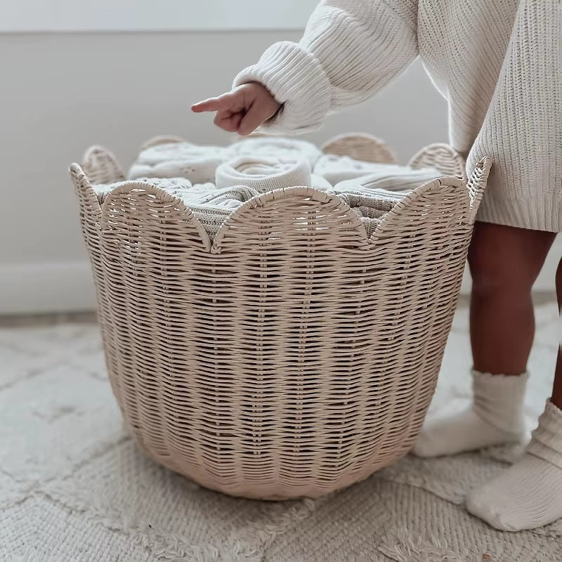 Beige handwoven rattan basket with a scalloped edge