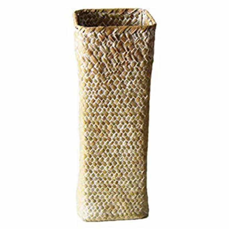 Woven Seagrass as a Vase